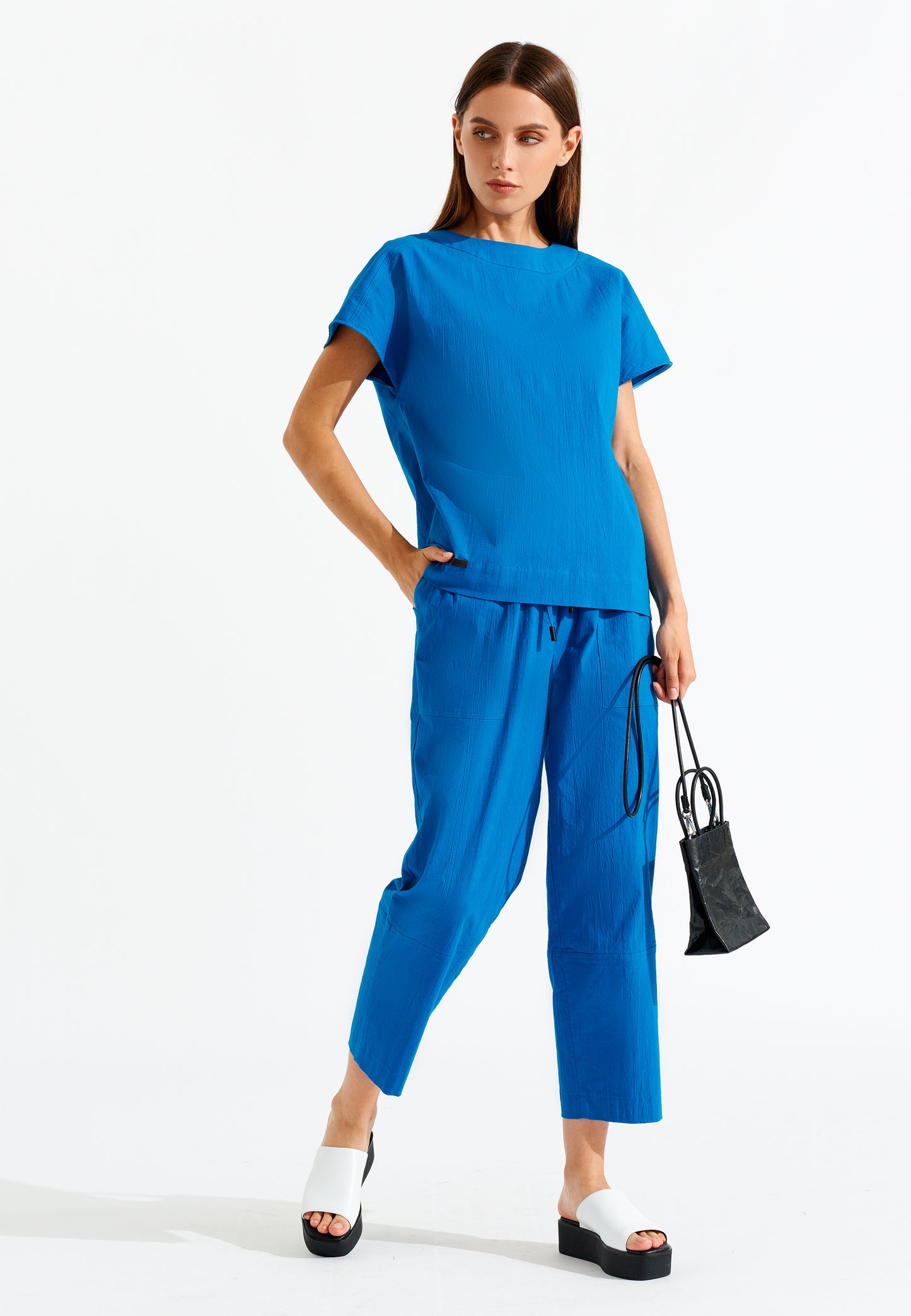 High Rise Elastic Waistband Cropped Pants